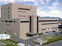 東洋新薬本部・鳥栖工場の外観